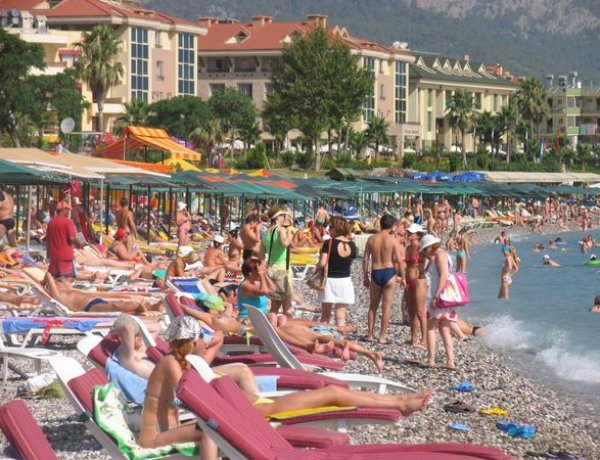 ‘TÜRK OTELLERİ RUSLARA %50'YE VARAN İNDİRİM ÖNERİYOR’