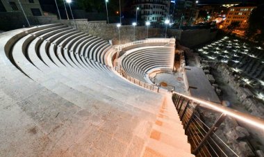 TARİHİ ROMA TİYATROSU VE ARKEOPARK ALANINDA AYDINLATMA ÇALIŞMASI