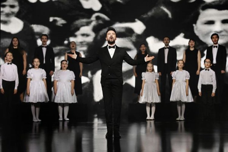 TARKAN’DAN 100’ÜNCÜ YIL ÖZEL MARŞI