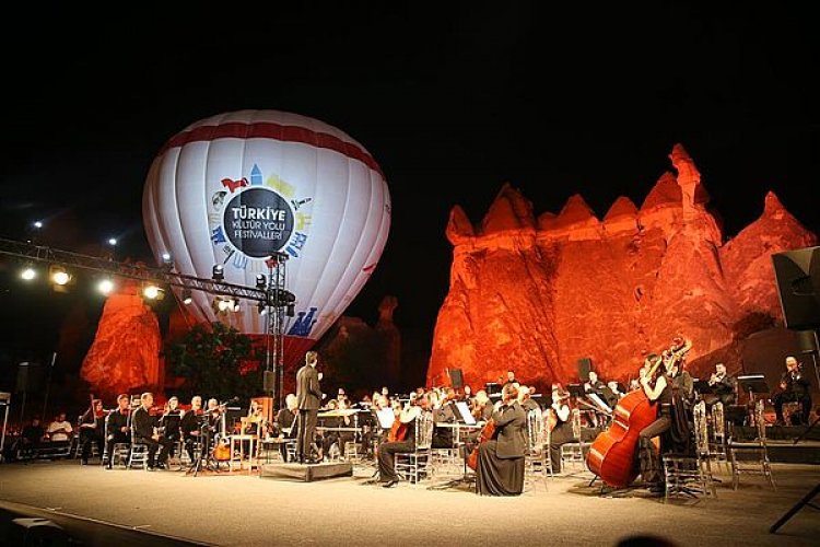 AVRUPA'NIN EN SEÇKİN FESTİVALLERİ ARASINA GİRDİ