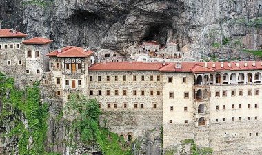 TRABZON'DA 2023 YILINDA 1 MİLYON 319 BİN 299 TURİST KONAKLADI