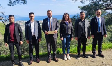 ‘ÇALIŞ KIRMIZI ÇİZGİMİZDİR!’