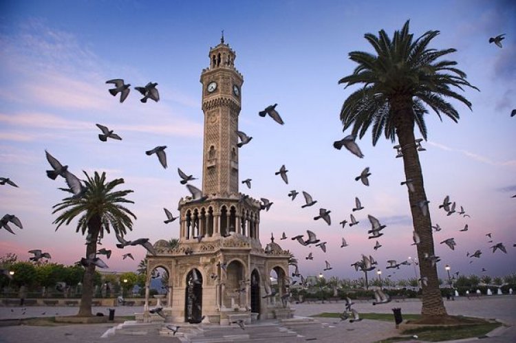 İZMİR 195 BİN TURİSTTE