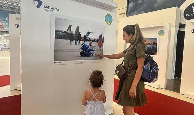 HAVACILAĞA DAİR KARELER, BU SERGİDE!