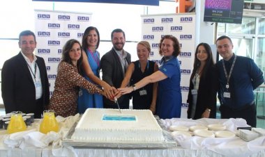 İZMİR ADNAN MENDERES'TEN BÜKREŞ UÇUŞLARI BAŞLADI