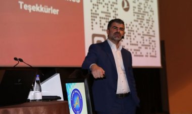 'TÜRK BAYRAĞINI DÜNYA’YA TAŞIYORUZ!'