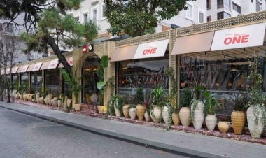 BAĞDAT CADDESİ'NDE KAPILARINI AÇTI