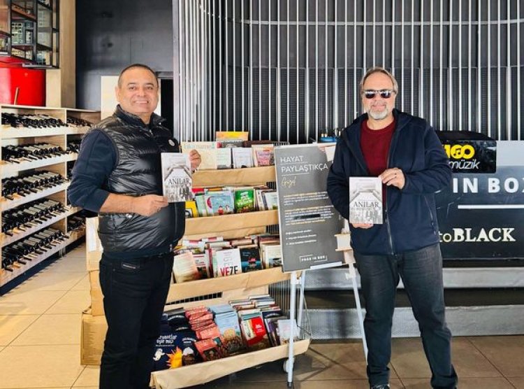 HALİL ÖNCÜ KİTAPLARINI BAĞIŞLADI