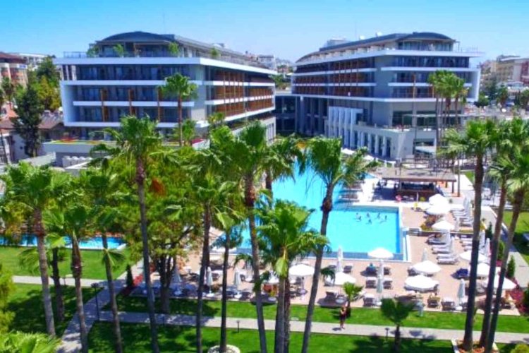 SIRALAMADA TÜRKİYE'DEN 17 OTEL VAR!