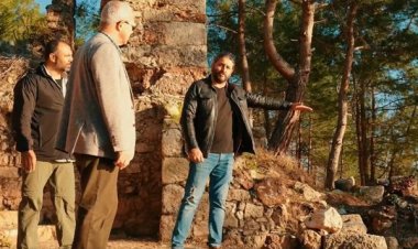 BAŞKAN ÖZÇELİK’TEN SYEDRA ANTİK KENTİNE ZİYARET