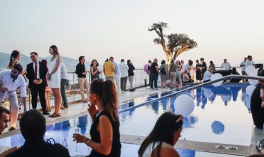 YAZA MERHABA DEDİLER