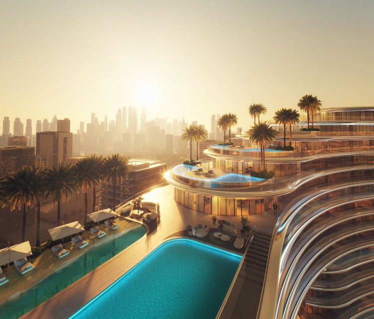 DUBAİ’YE CENTİ-MİLYONER AKINI