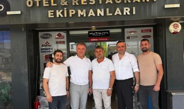 ERKAN GÜRAL VE TANZER POLAT’TAN EMBİYAOĞULLARI FİRMASINA ZİYARET