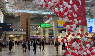 FRAPORT TAV ANTALYA HAVALİMANI’NDA 30 AĞUSTOS COŞKUSU