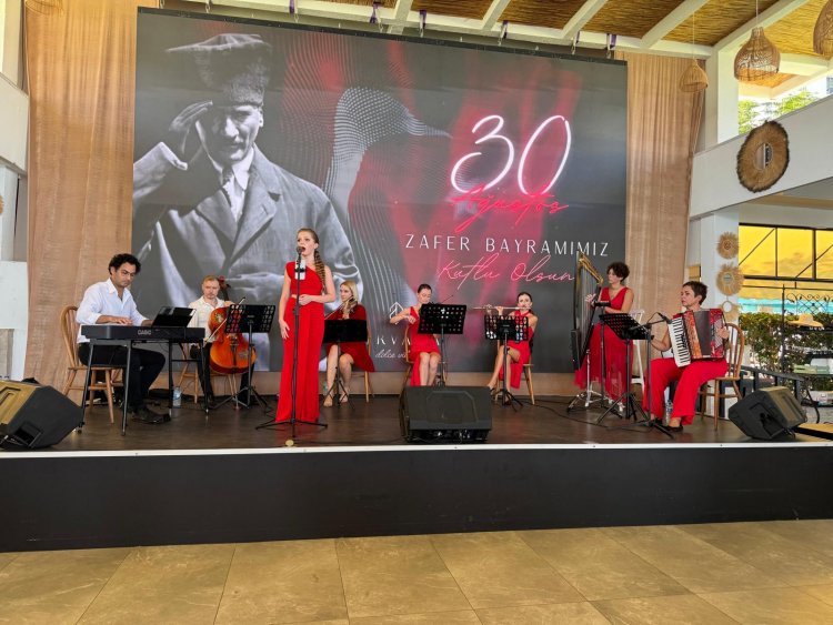 NİRVANA DOLCE VİTA’DA 30 AĞUSTOS GURURU