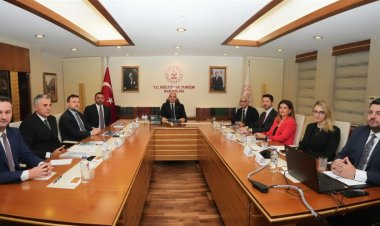 KÜLTÜR VE TURİZM BAKANLIĞI’NDA 2027 AVRUPA OYUNLARI TOPLANTISI