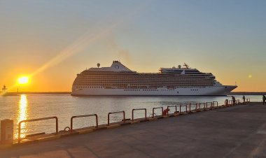 QTERMINALS ANTALYA, İKİ DEV KRUVAZİYER GEMİSİNİ AĞIRLADI