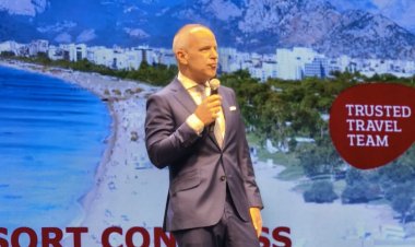 DERTOUR GROUP CEO’SU CRISTOPH DEBUS: 'BU ÜLKENİN ETKİSİ HALA BİTMEDİ!'