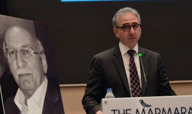 TURİZM SEKTÖRÜ ANTALYA'DA AVNİ AKER'İ ANDI