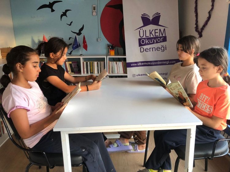 POYD VE ÜLKEM OKUYOR DERNEĞİ İŞBİRLİĞİ İLE EĞİTİME BÜYÜK KATKI