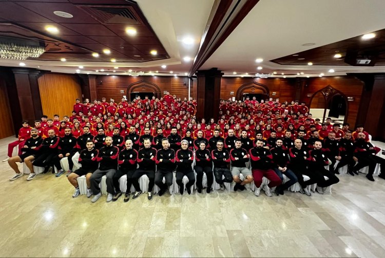 GALATASARAY YÜZME TAKIMI ANTALYA’DA, CROWNE PLAZA ANTALYA’DA KONAKLIYOR