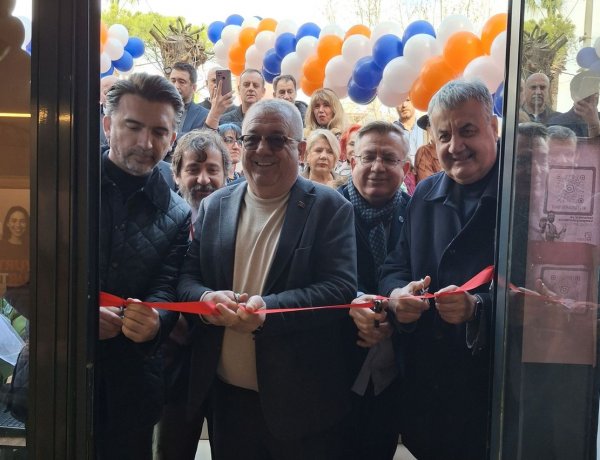 FLYGROUP SEYAHAT ACENTASI EDREMİT’TE HİZMETE GİRDİ