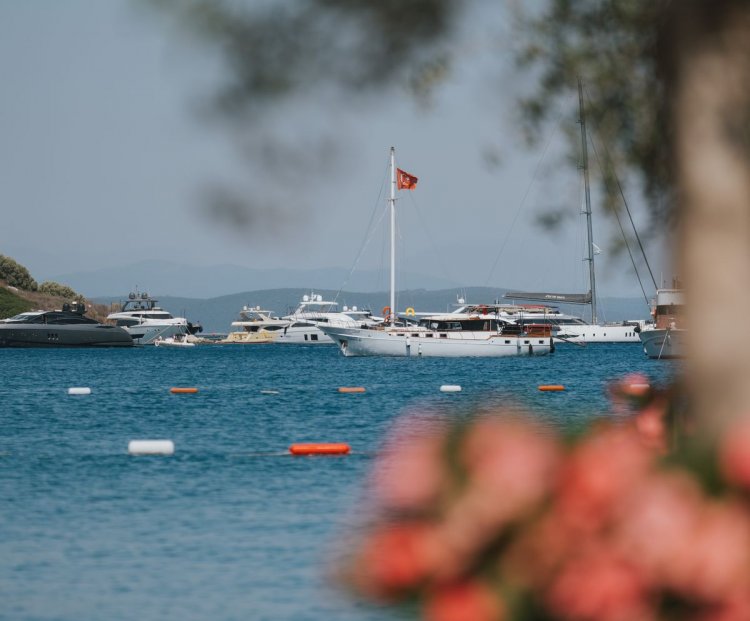 DİVAN GRUBU 70 YILLIK ZAMANSIZ MİRASIYLA GELECEĞE YÖN VERİYOR