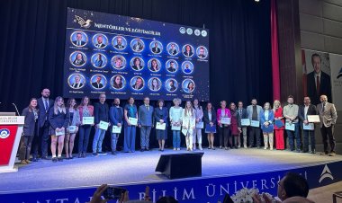 ANTALYA’DA TURİZMİN GELECEĞİ ŞEKİLLENİYOR: TEKNOLOJİ GİRİŞİMLERİ GÖRÜCÜYE ÇIKTI