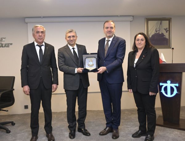 DTO ANTALYA ŞUBESİNİN KONUKLARI HULUSİ ŞAHİN VE TAMER KIRAN