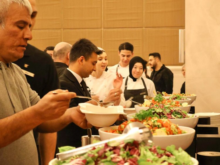 JW MARRIOTT HOTEL ANKARA’DA GELENEKSEL PERSONEL İFTARI DÜZENLENDİ