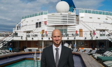 CELESTYAL, YUNAN ADALARI SEZONUNU AÇIYOR