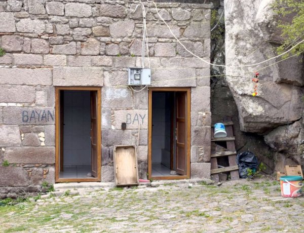 UNESCO LİSTESİNDEKİ ASSOS’TA TUVALET AYIBI!