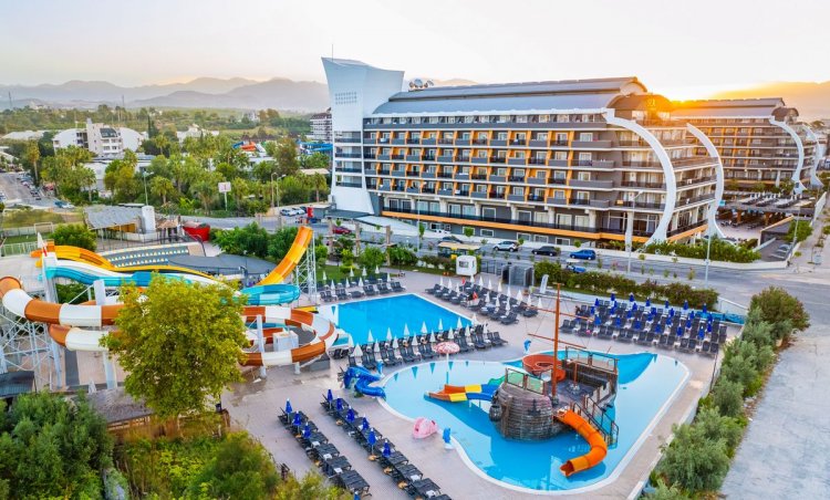 SENZA HOTELS 2026 YAZ SEZONUNA MERHABA DEDİ