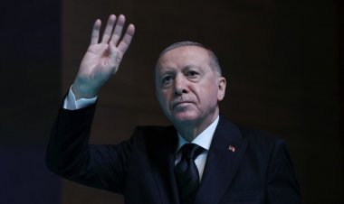 CUMHURBAŞKANI ERDOĞAN’DAN BAYRAM MÜJDESİ: KURBAN BAYRAMI TATİLİ 9 GÜNE ÇIKARILDI