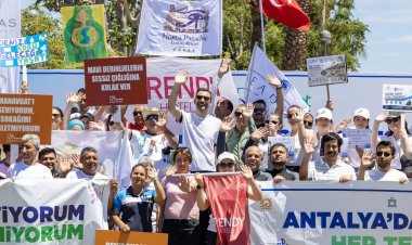 MANAVGAT’TA DENİZ VE KIYILAR İÇİN TEMİZLİK SEFERBERLİĞİ