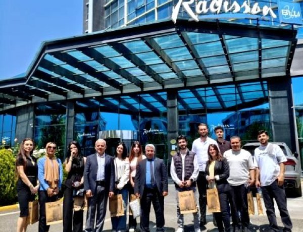 TURİZMİN GENÇ YETENEKLERİ RADISSON BLU HOTEL DİYARBAKIR’DA SEKTÖRLE BULUŞTU
