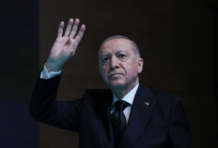 CUMHURBAŞKANI ERDOĞAN’DAN BAYRAM MÜJDESİ: KURBAN BAYRAMI TATİLİ 9 GÜNE ÇIKARILDI