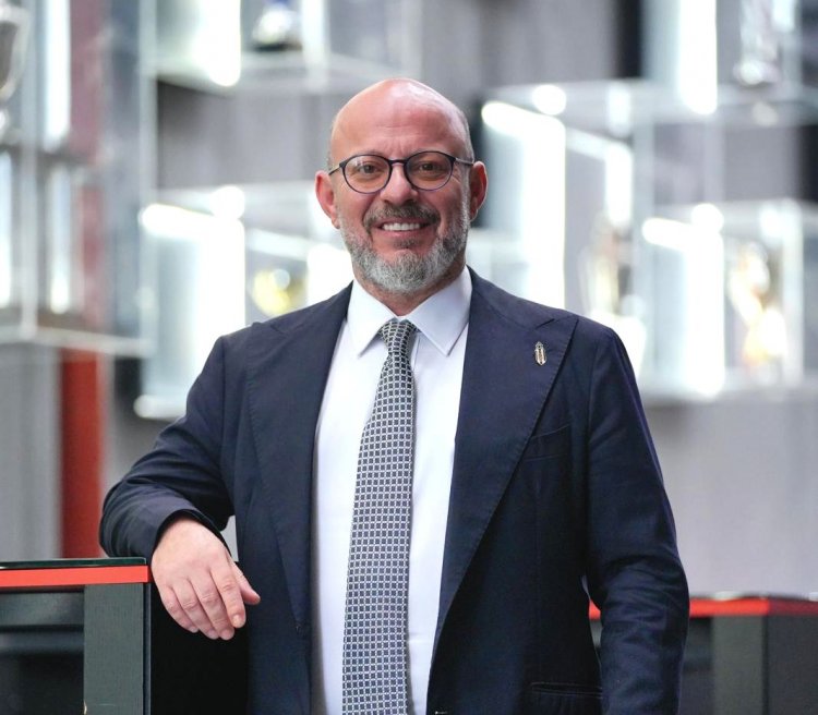 METE VARDAR: 'TÜRKİYE ULUSLARARASI TURİZMDEKİ GÜÇLÜ KONUMUNU KORUYOR'