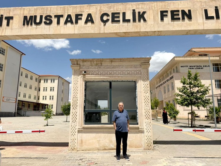 NUSAYBİN’DE İLHAM VEREN KARİYER SÖYLEŞİSİ: ORHAN SANCAR ÖĞRENCİLERLE BULUŞTU