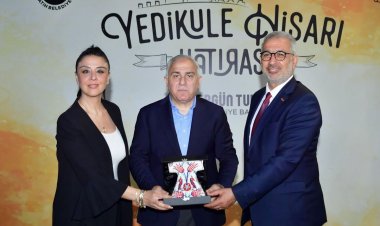 YEDİKULE HİSARI YAŞAYAN KÜLTÜR MERKEZİ OLUYOR: BAŞKAN TURAN VE TÜRSAB’DAN ORTAK VİZYON ADIMI!