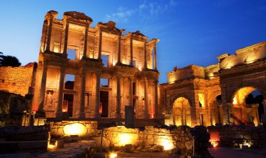 PRONTOTOUR GECE MÜZECİLİĞİ’Nİ TURİZMİN YENİ DENEYİM ALANINA DÖNÜŞTÜRÜYOR!