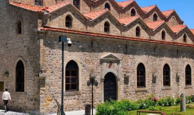 ISPARTA'NIN 270 YILLIK TARİHİ KİLİSESİ 'MİSPARK KOKU MÜZESİ' OLARAK GEZGİNLERİN YENİ GÖZDESİ OLDU!