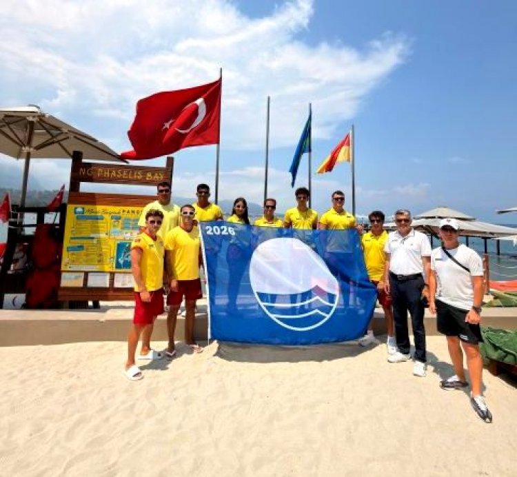 NG PHASELIS BAY’DE MAVİ BAYRAK COŞKUSU: GÜVENLİ VE SÜRDÜRÜLEBİLİR GELECEK İÇİN YENİDEN GÖNDERDE!