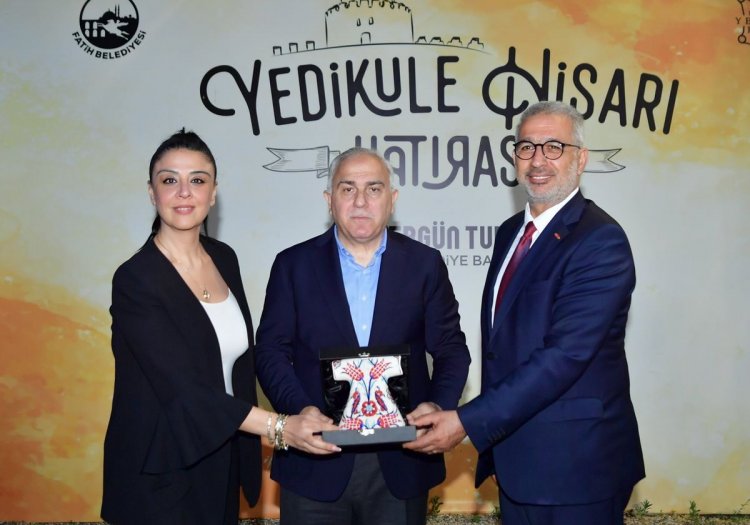 YEDİKULE HİSARI YAŞAYAN KÜLTÜR MERKEZİ OLUYOR: BAŞKAN TURAN VE TÜRSAB’DAN ORTAK VİZYON ADIMI!