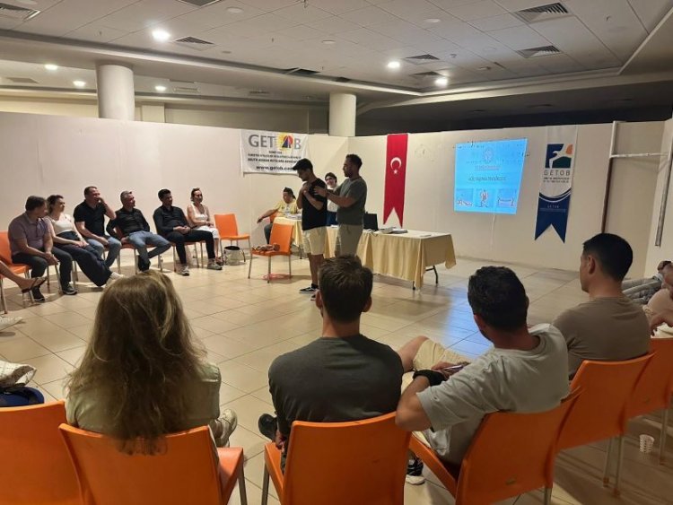 GETOB’DAN TURİZMDE HAYAT KURTARAN HAMLE: GÜNEY EGE’DE "İLK YARDIM" SEFERBERLİĞİ BAŞLADI!