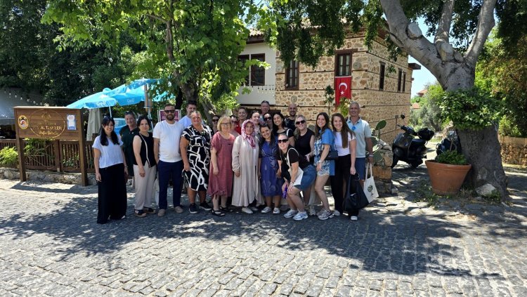 TUI HOLLANDA EKİBİ ALANYA'YI ZİYARET ETTİ