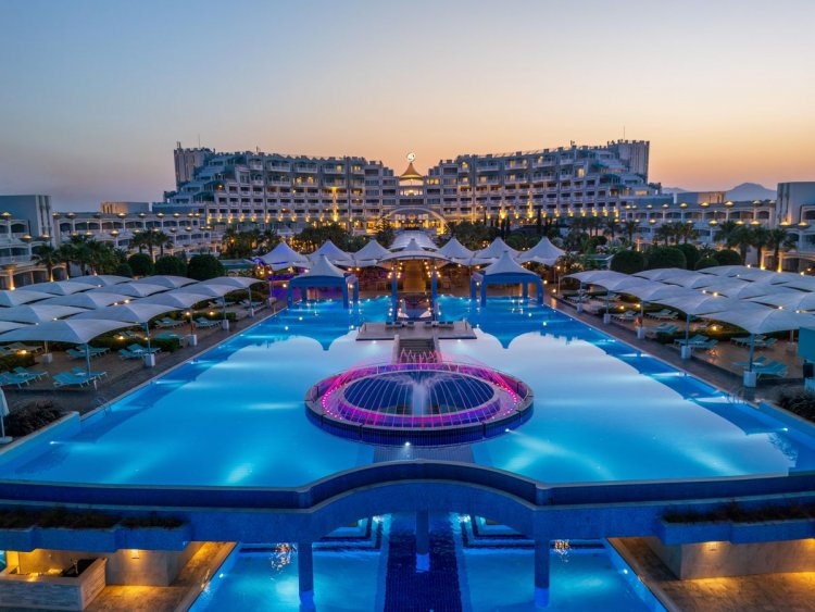 LİMAK CYPRUS DELUXE HOTEL, KUZEY KIBRIS'TA AİLE TATİLİNİN AYRICALIKLI ADRESİ