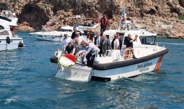 MAVİ VATAN’DA 100. YIL GURURU: ANTALYA’DA KABOTAJ BAYRAMI COŞKUYLA KUTLANDI!