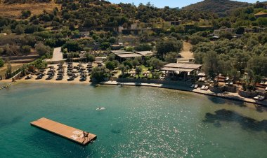 THE CASA CALA OTEL KAPILARINI AÇTI