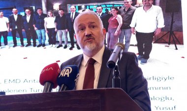 BAŞKAN KAVALOĞLU:'ZOR BİR DÖNEMDEN GEÇİYORUZ AMA DİRAYETLİ BİR SEKTÖRÜZ'